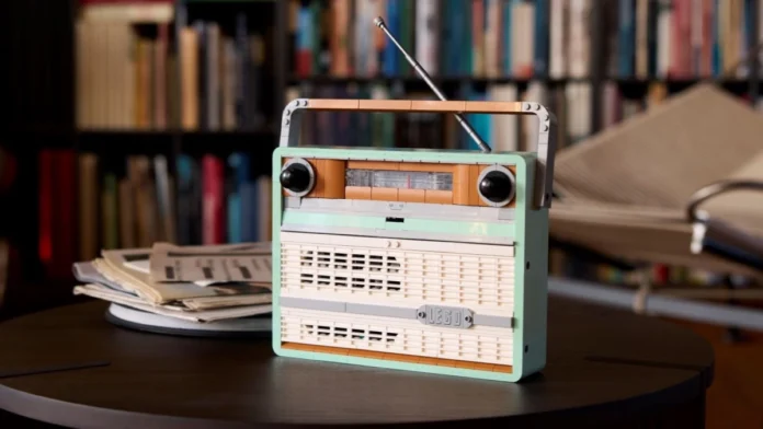LEGO Radio w stylu retro