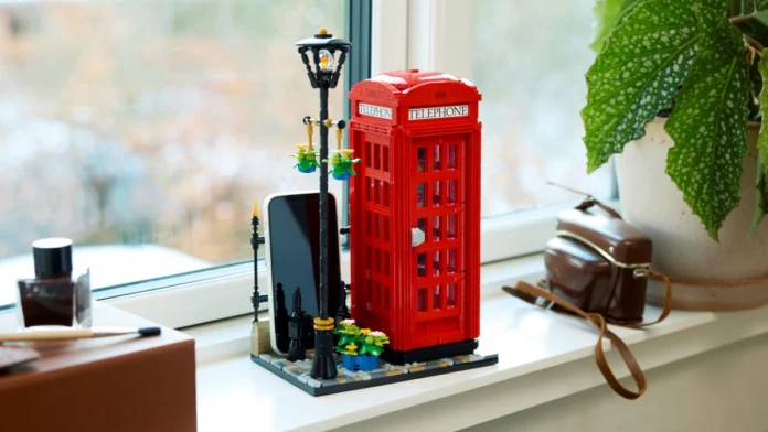 LEGO londyńska budka telefoniczna